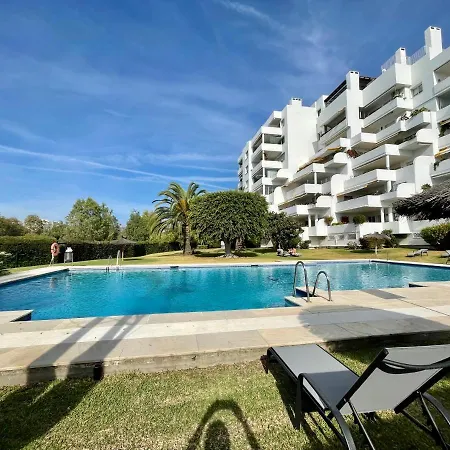 Guadalmina Beach Holidays Apartment,