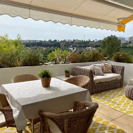 Guadalmina Beach Holidays Apartment,