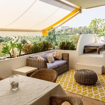 Apartament Guadalmina Beach Holidays Apartment, *